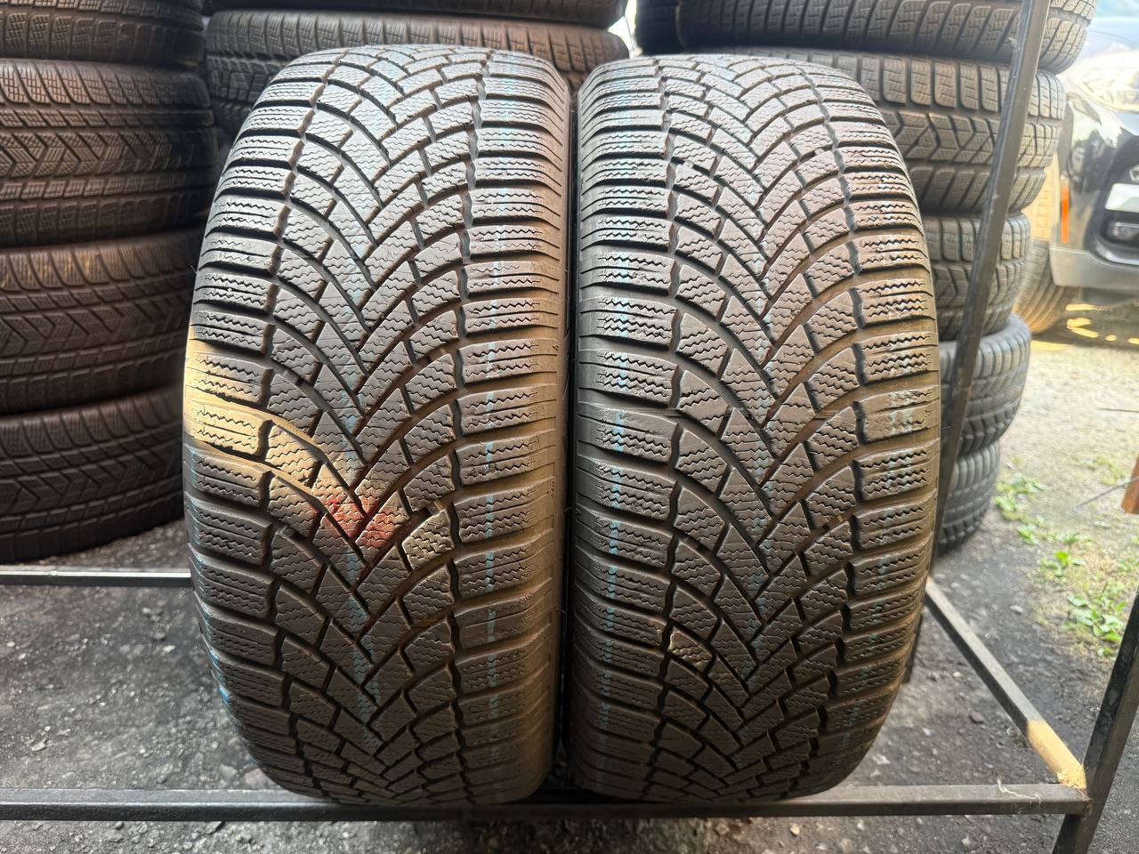 225/55 R17 Bridgestone Blizzak LM005