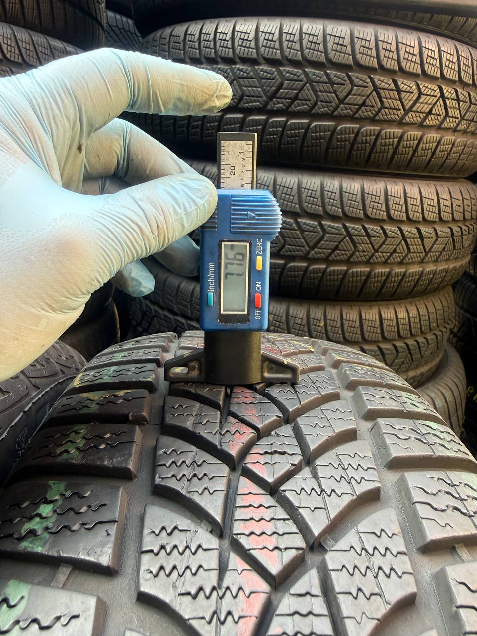 205/60 R16 Good Year Ultra Grip Performance