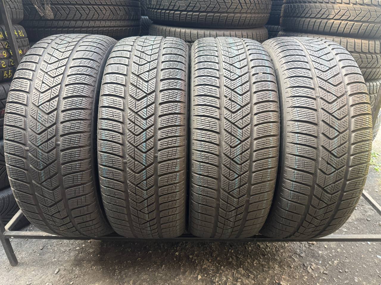 235/55 R19 Pirelli Scorpion Winter