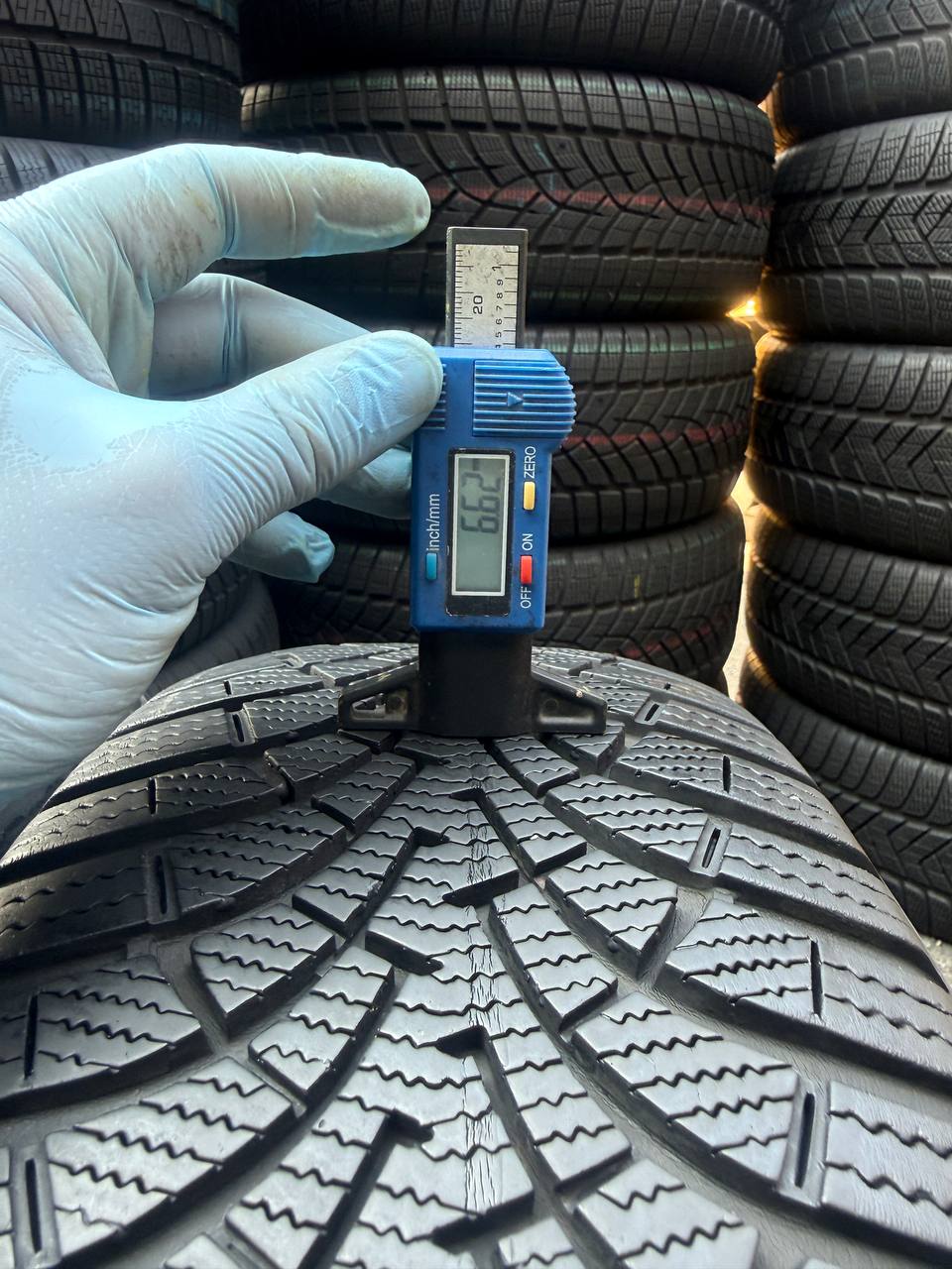 205/55 R16 Good Year Ultra Grip 9+
