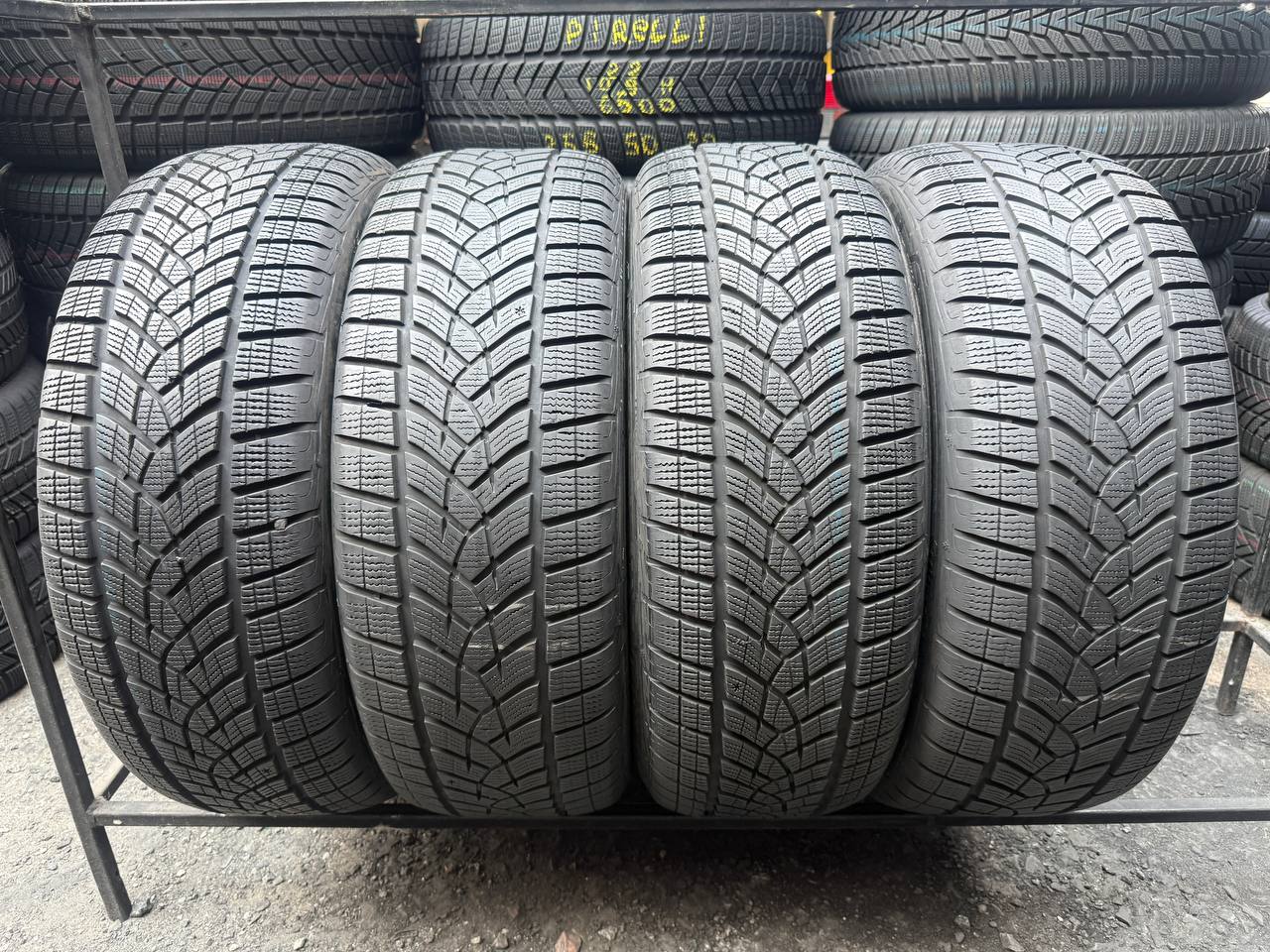 235/55 R19 Good Year Ultra Grip Performance+ SUV