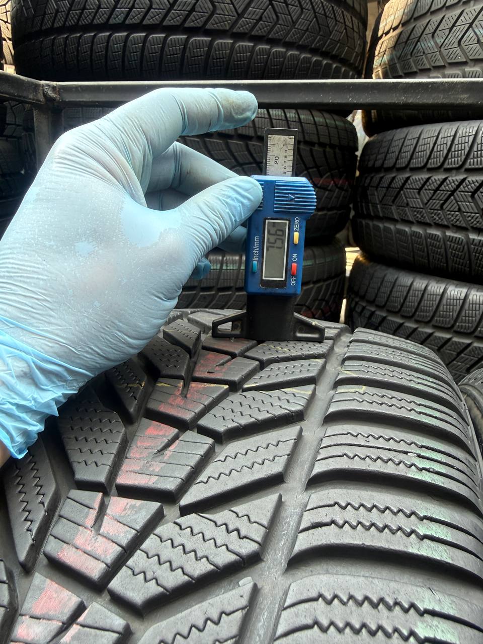245/45 R20 Hankook Winter I*Cept Evo 3
