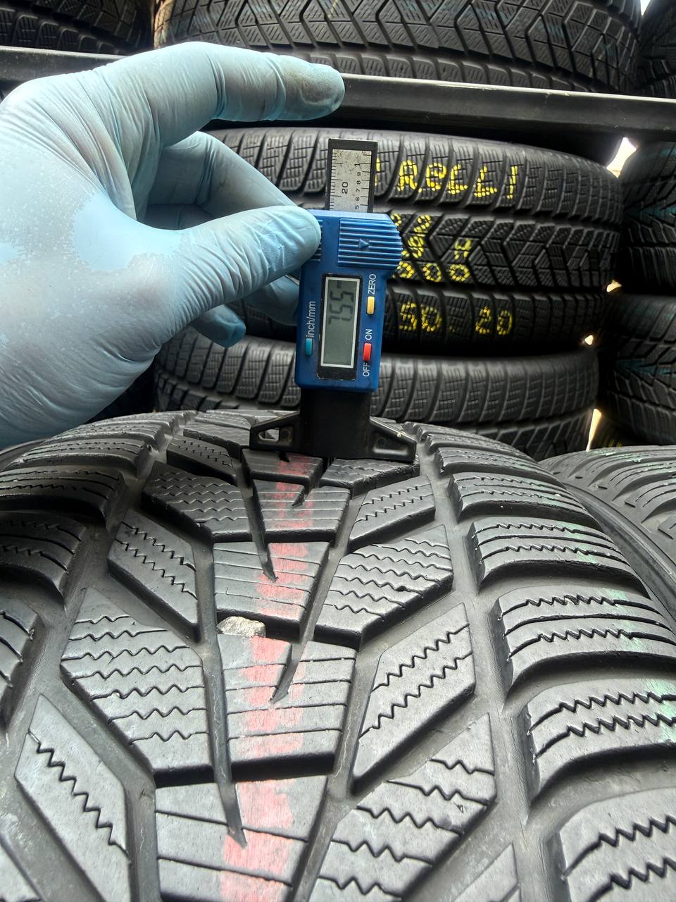 245/45 R20 Hankook Winter I*Cept Evo 3