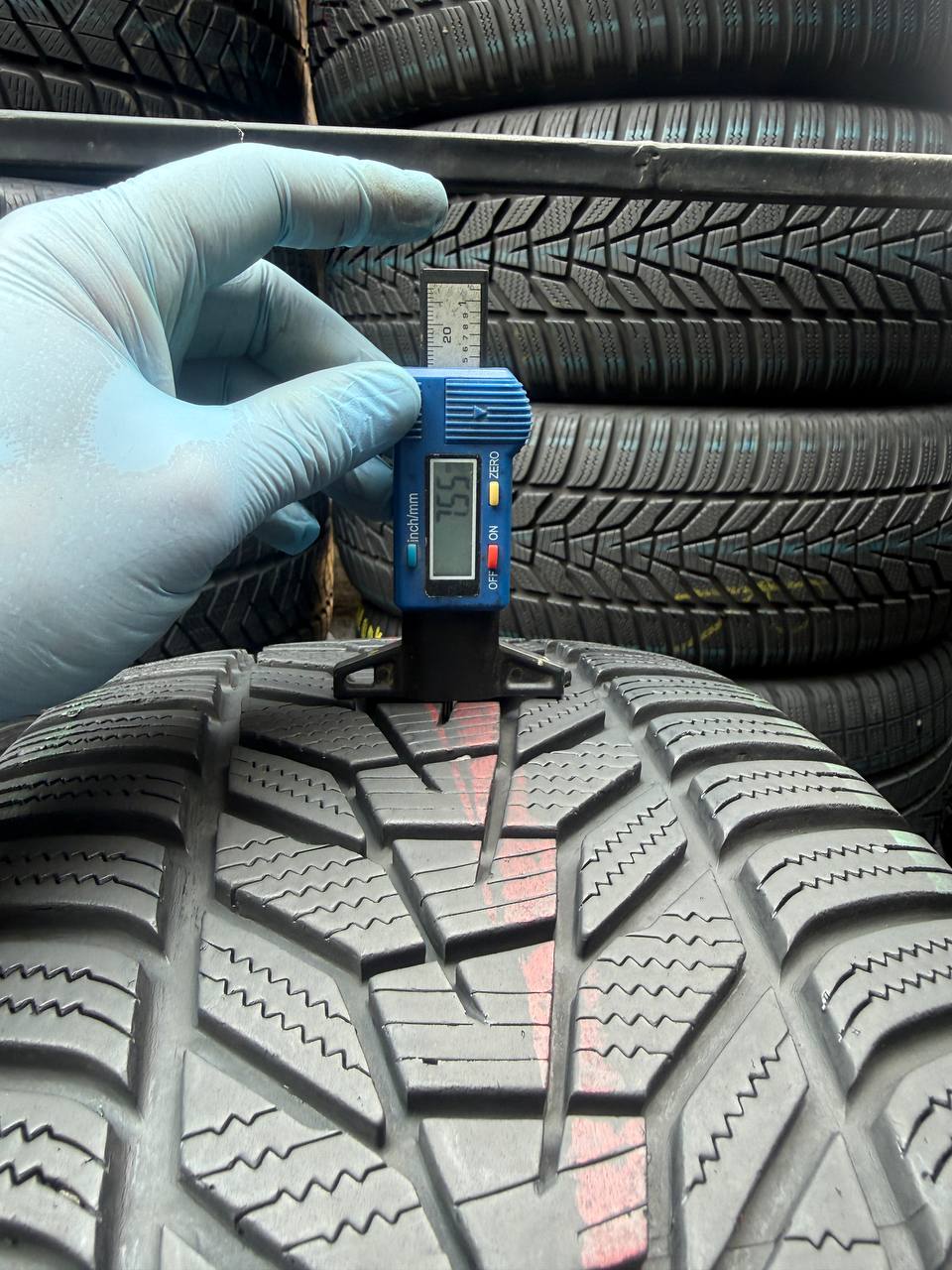 245/45 R20 Hankook Winter I*Cept Evo 3