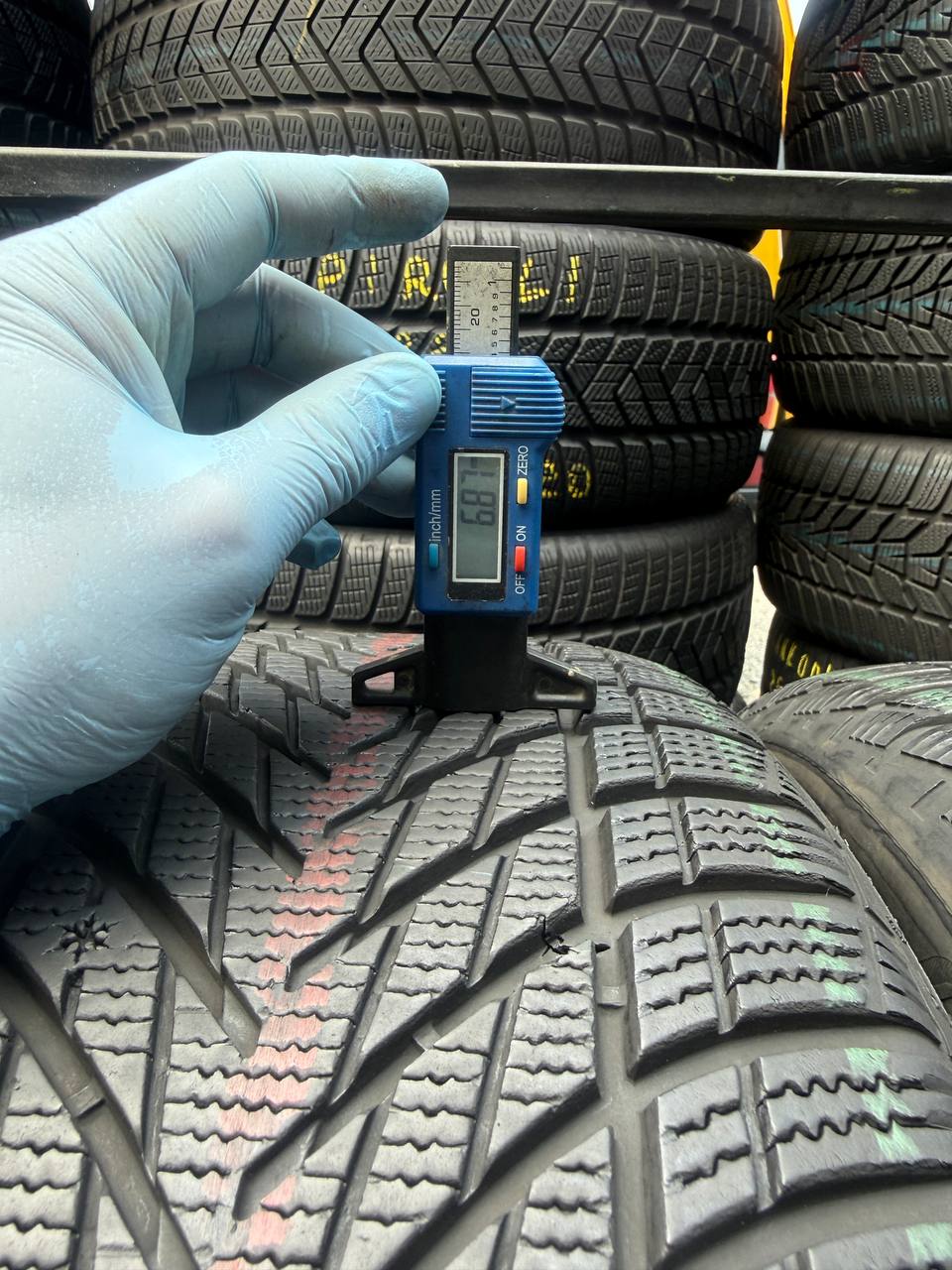 255/45 R20 Good Year Ultra Grip Performance 3