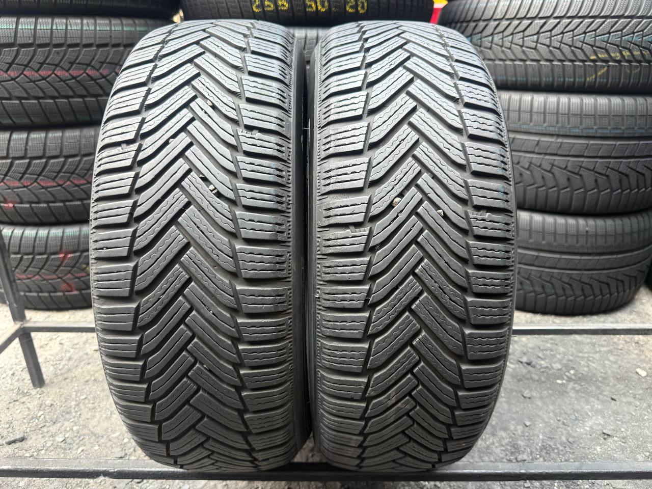 205/60 R16 Michelin Alpin 6