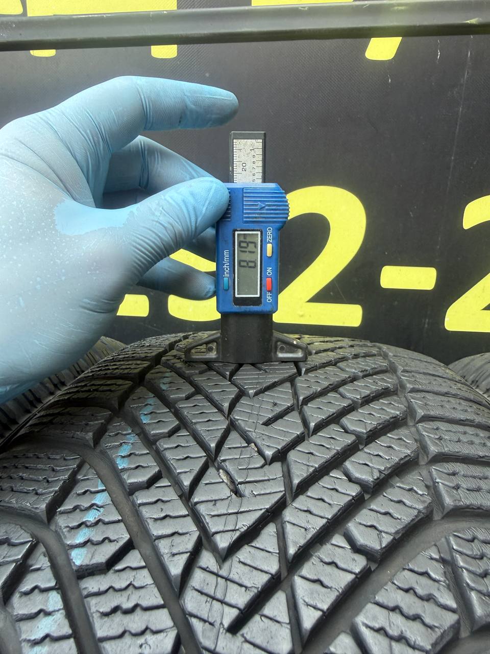 225/45 R19 Pirelli Winter Cinturato