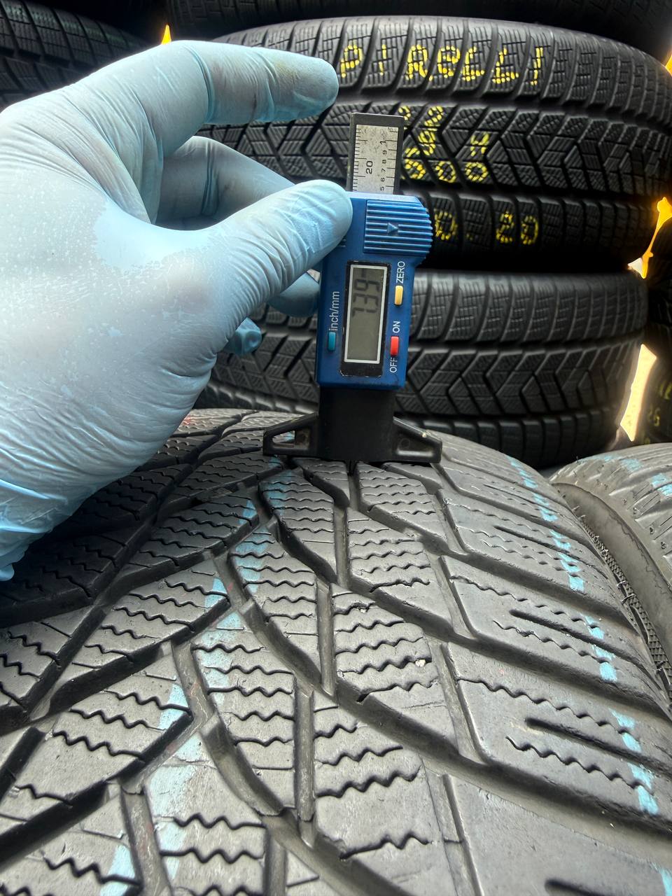 215/50 R17 Lassa Snoways 4