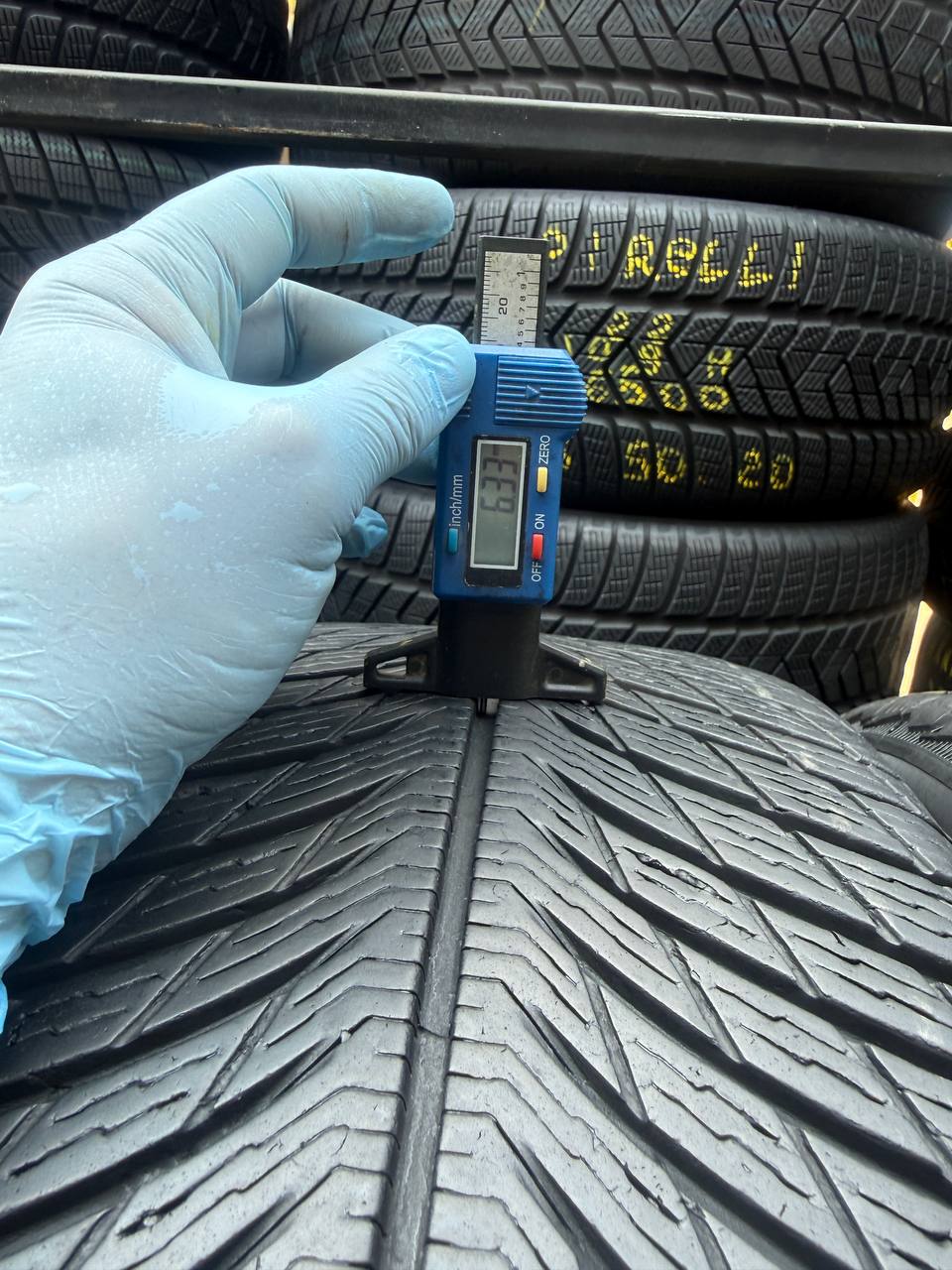 225/55 R19 Michelin Pilot Alpin 5 SUV