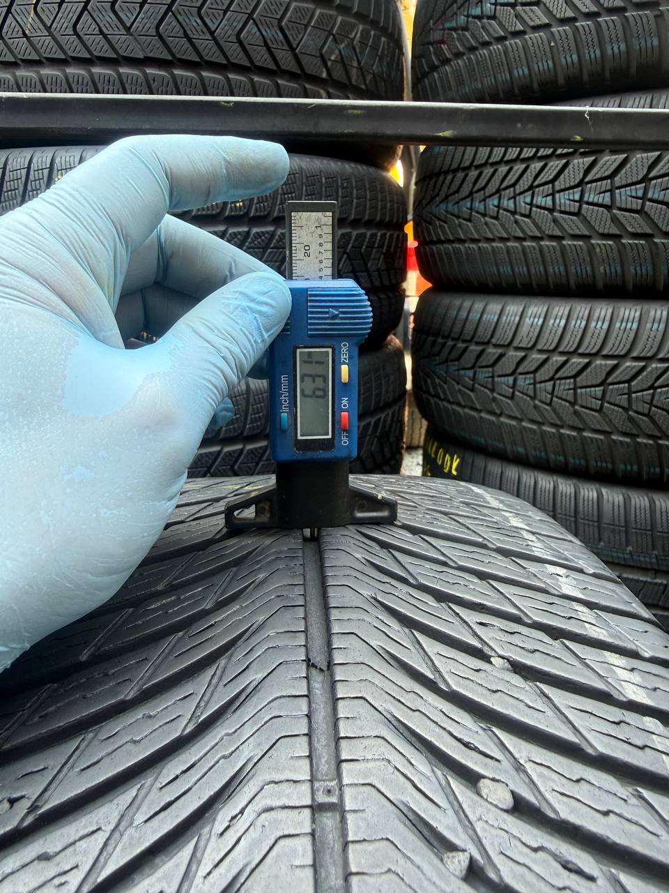 225/55 R19 Michelin Pilot Alpin 5 SUV
