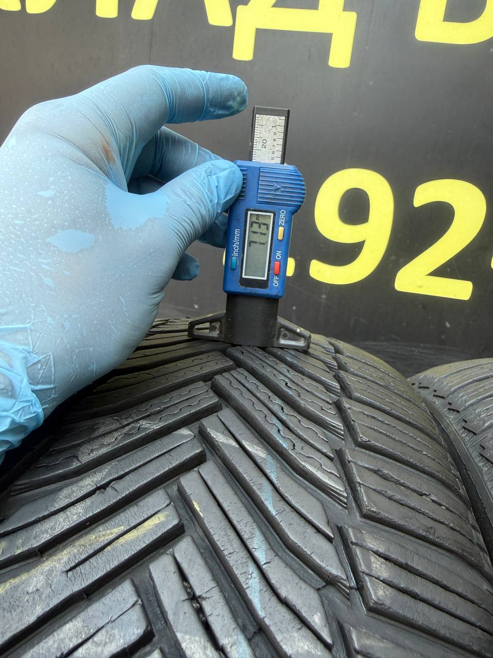 215/55 R17 Michelin Alpin 6