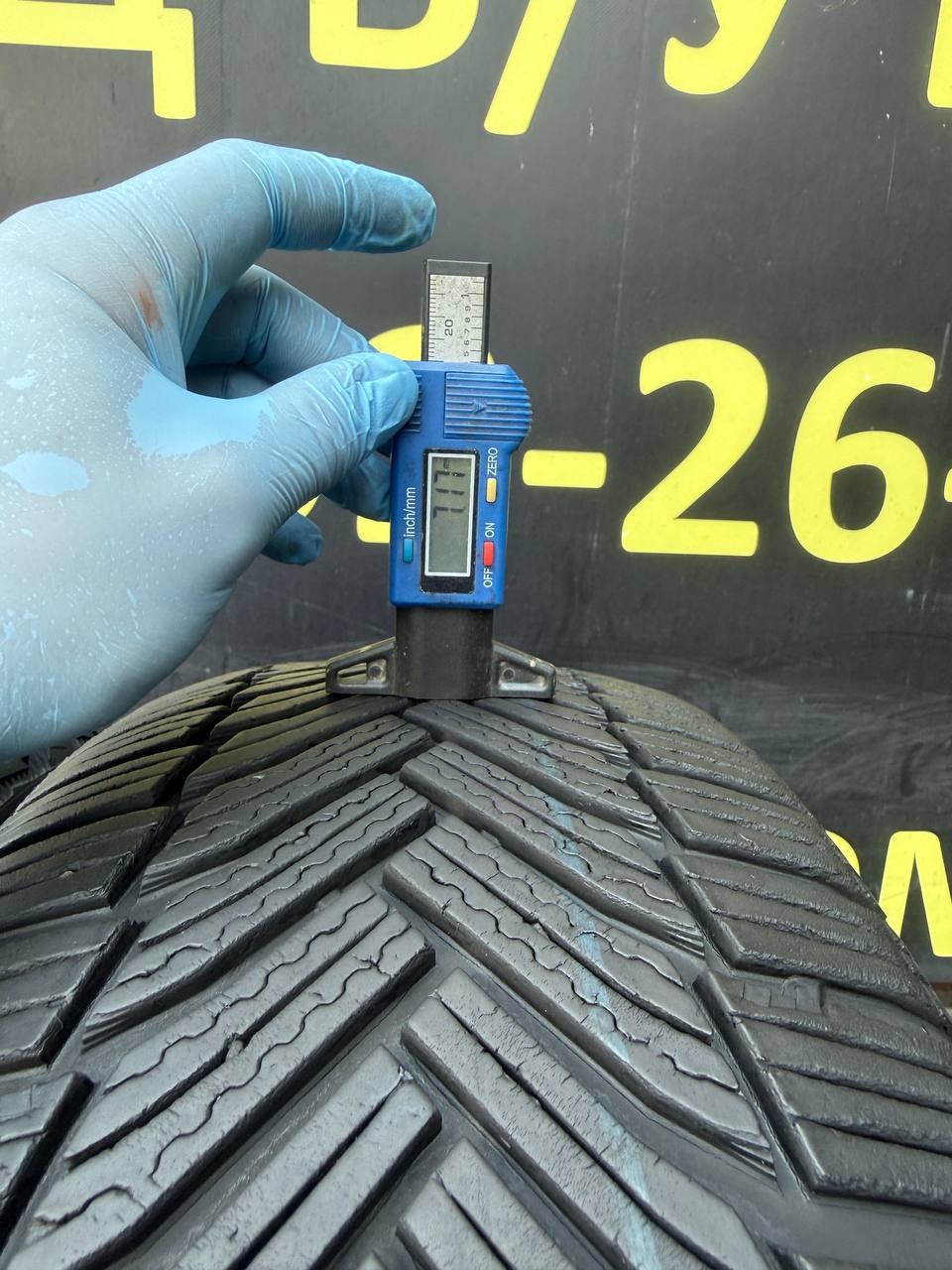 215/55 R17 Michelin Alpin 6