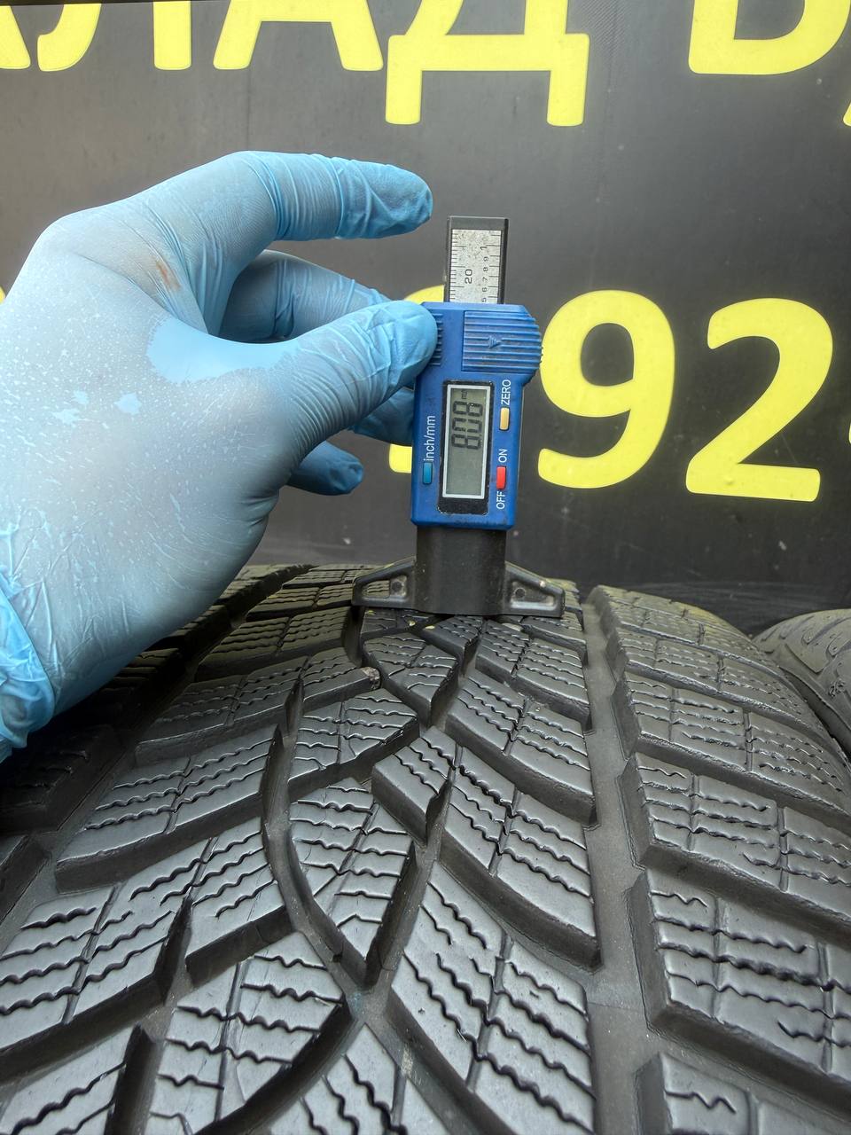225/40 R19 Good Year Ultra Grip Performance+