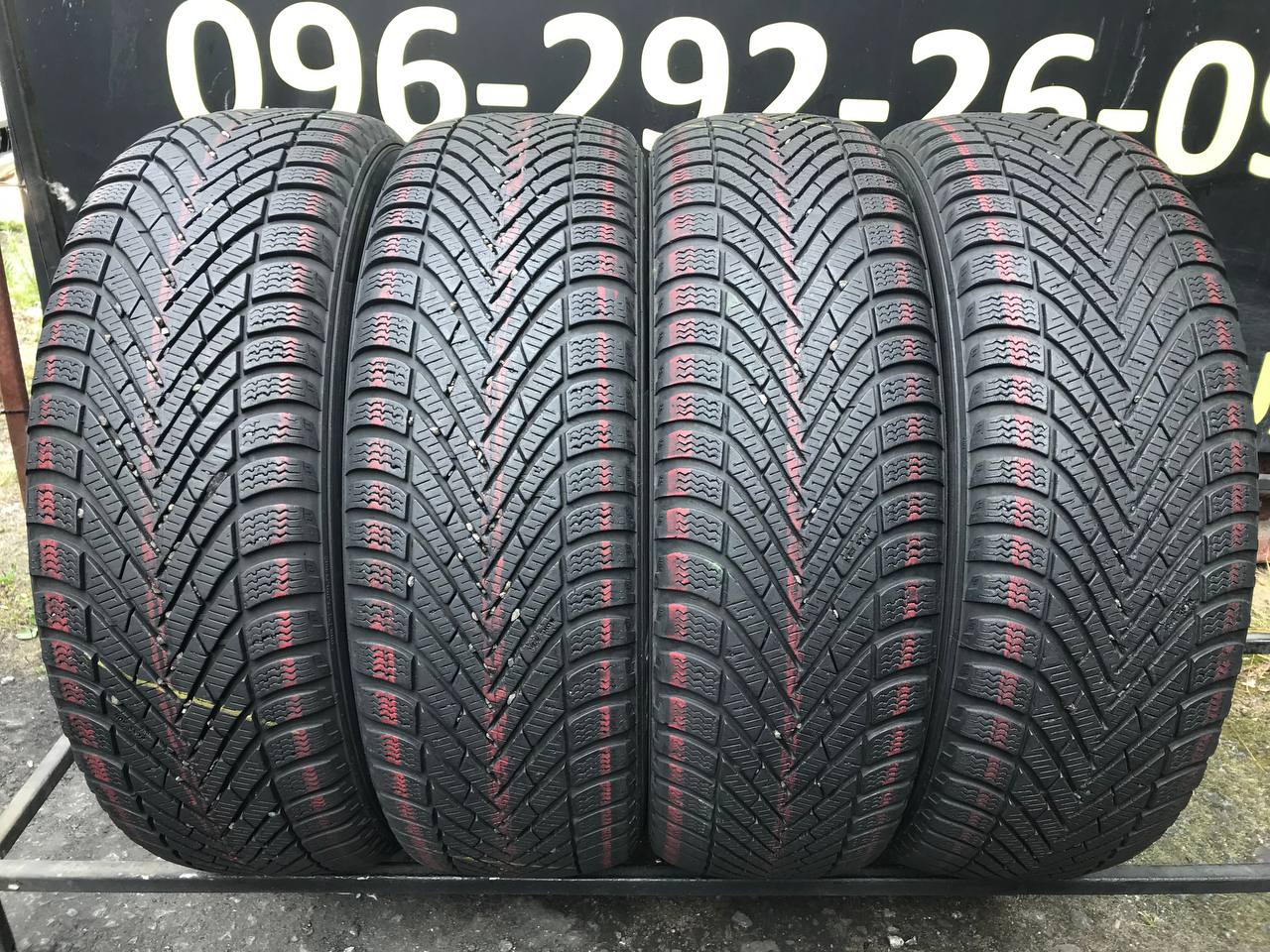 215/60 R17 Pirelli Winter Cinturato