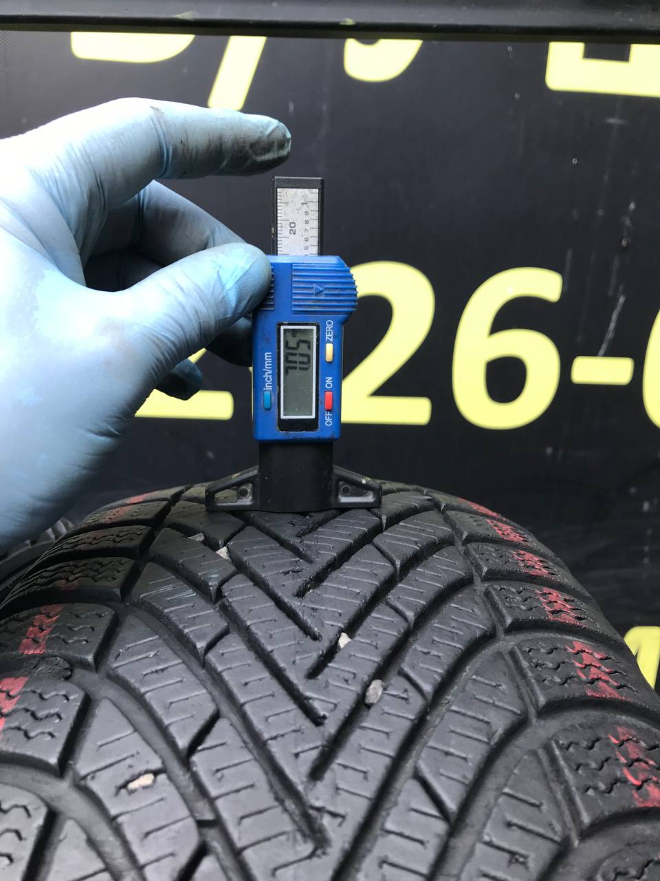 215/60 R17 Pirelli Winter Cinturato