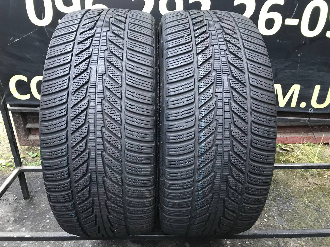 255/35 R21 Hankook Winter i*cept iON X