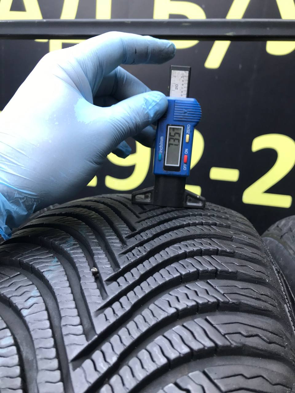 215/65 R17 Michelin Alpin 5
