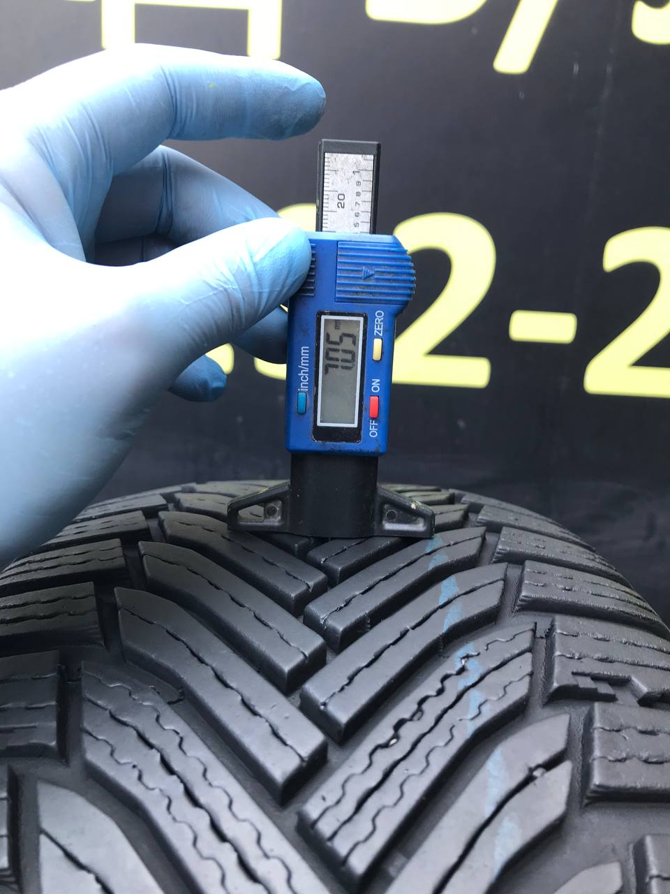 225/45 R17 Michelin Alpin 6