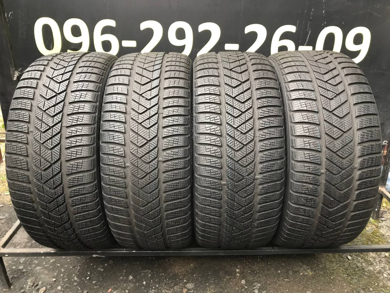 245/40 R19 Pirelli Winter SottoZero 3