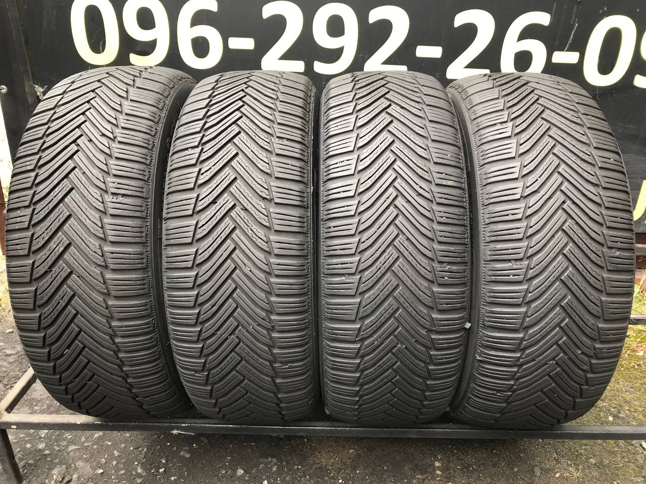 215/60 R16 Michelin Alpin 6