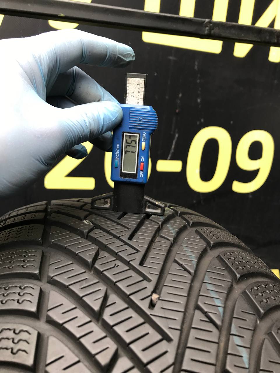 225/55 R18 Pirelli Powergy Winter