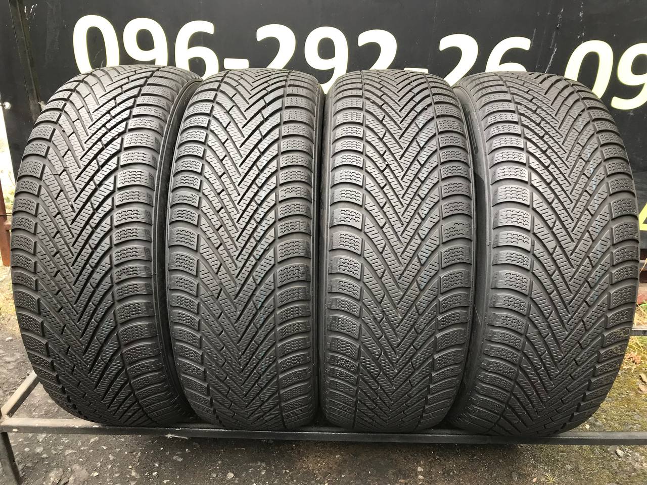 225/55 R18 Pirelli Powergy Winter