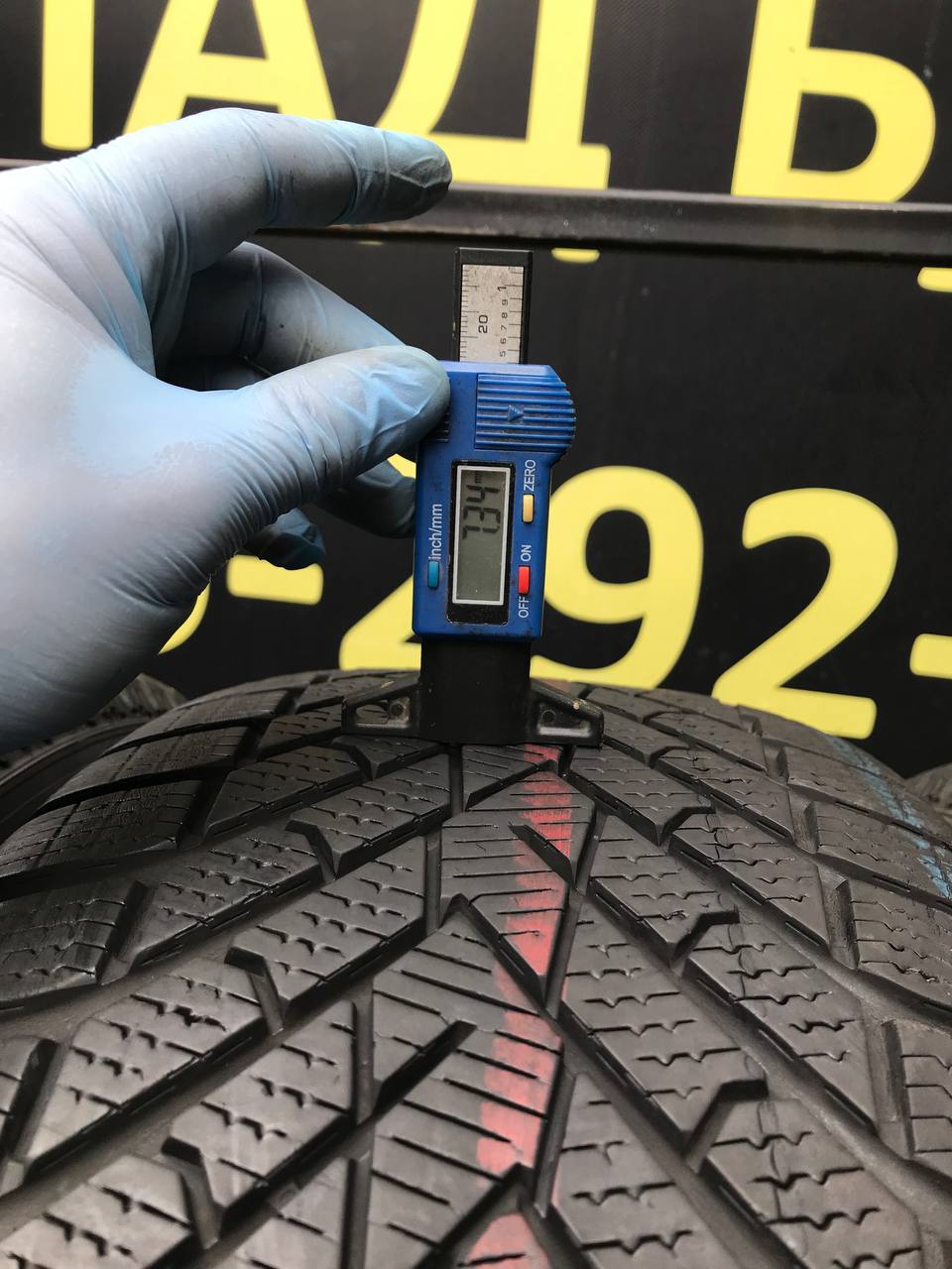 235/60 R18 Pirelli Scorpion Winter 2