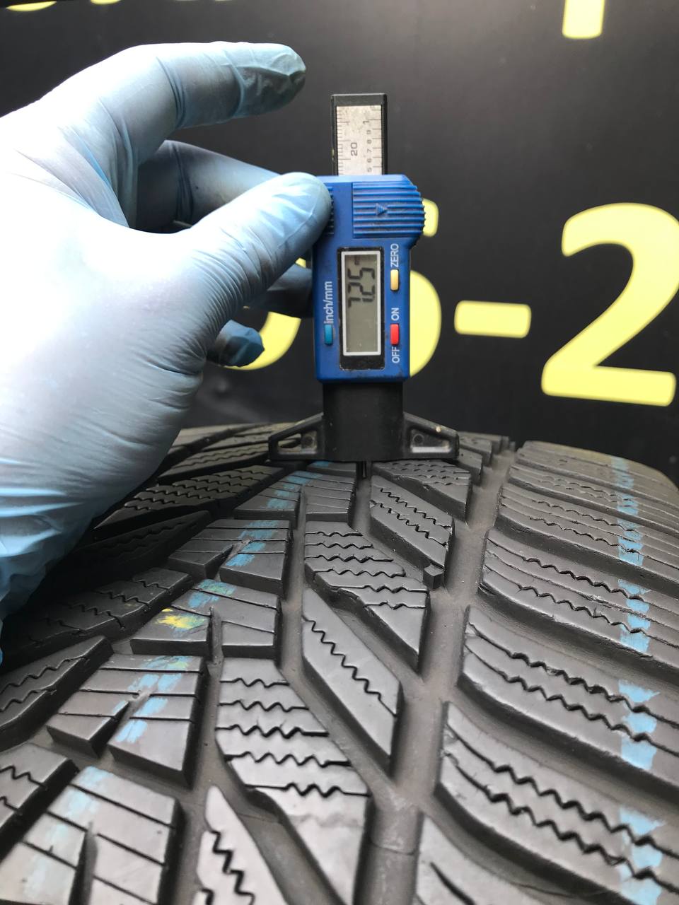 245/45 R18 Hankook Winter I*Cept Evo 3
