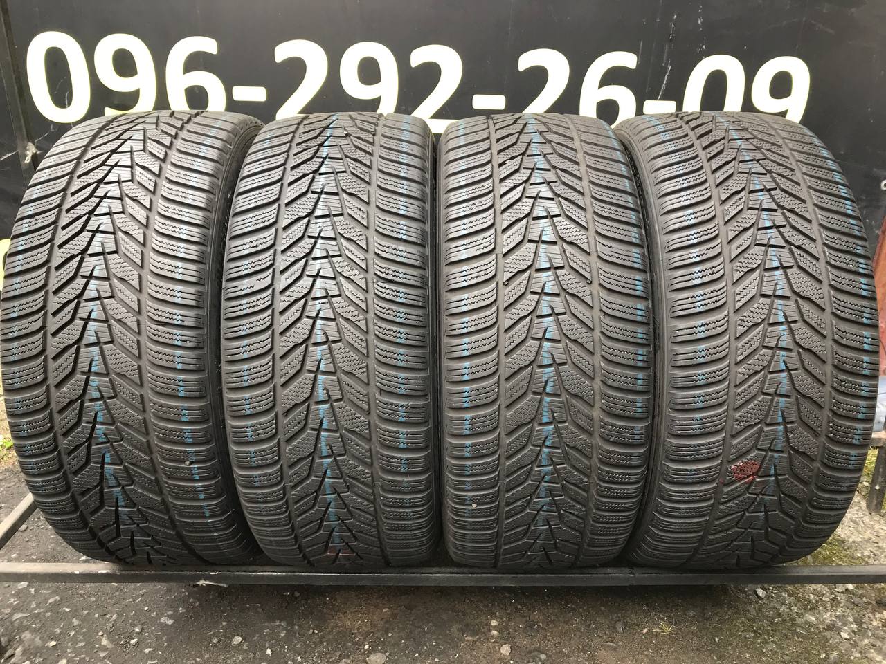 245/45 R18 Hankook Winter I*Cept Evo 3