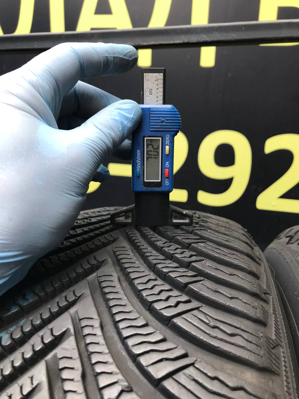 215/65 R17 Michelin Alpin 5