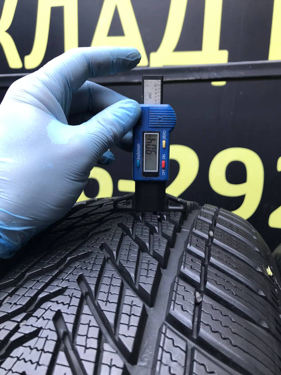 235/55 R19 Good Year Ultra Grip Performance 3
