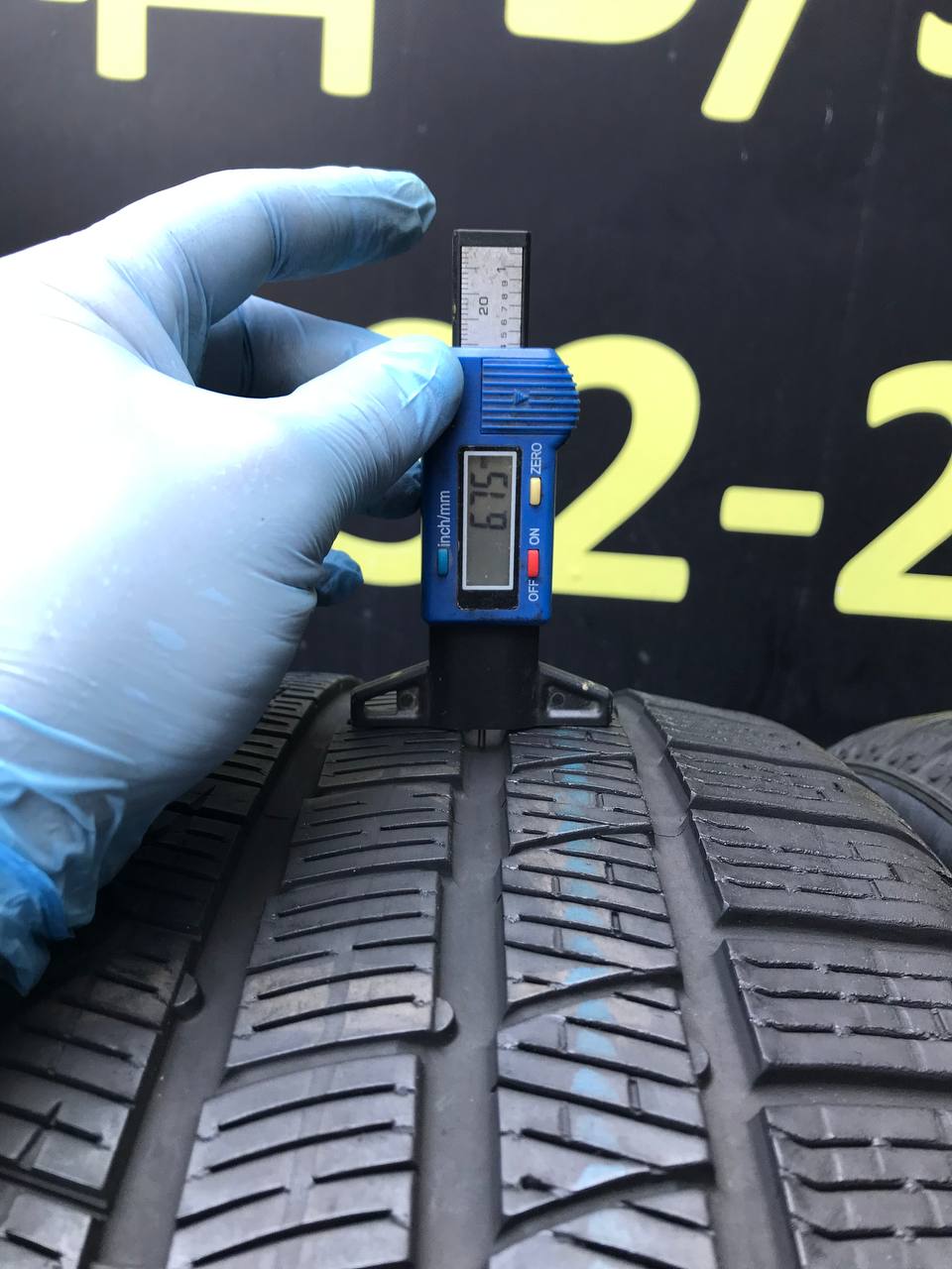 245/40 R18 Pirelli P Zero Winter