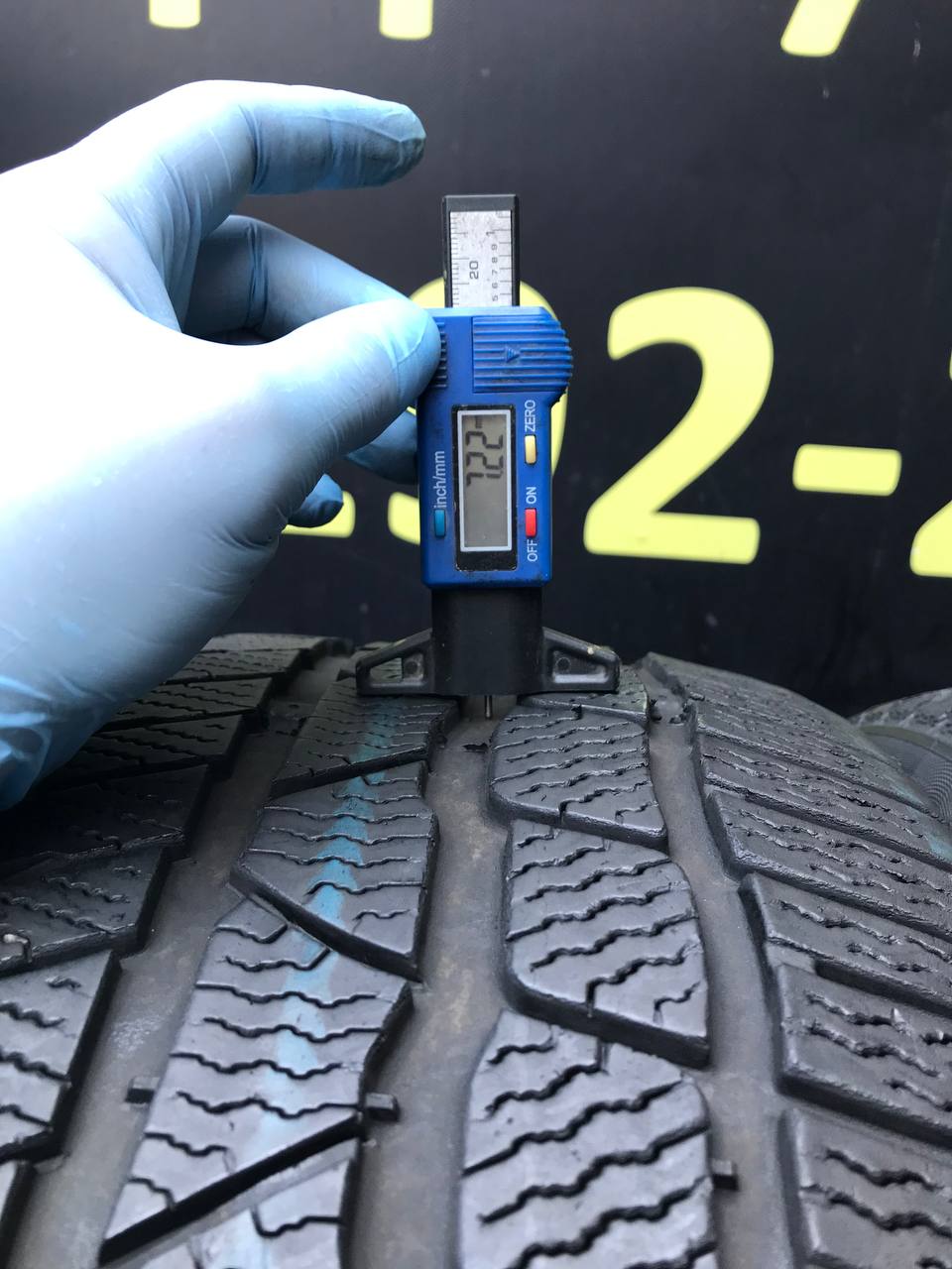 255/35 R19 Continental ContiWinterContact TS 830P