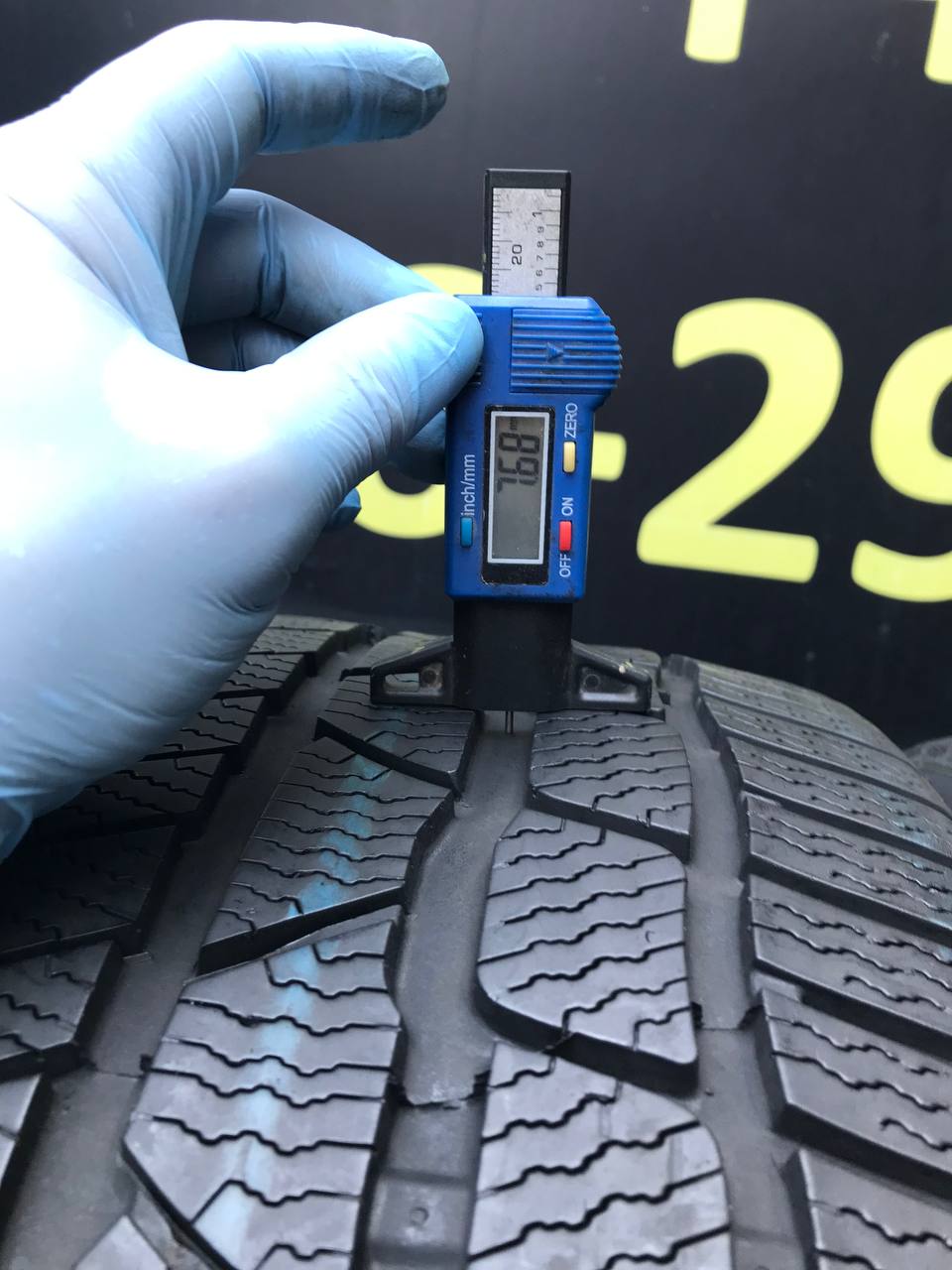 255/35 R19 Continental ContiWinterContact TS 830P