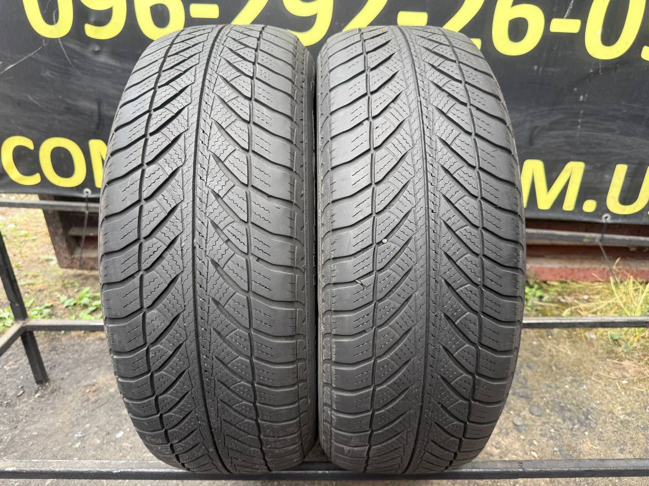 205/60 R16 Good Year Ultra Grip Performance 2