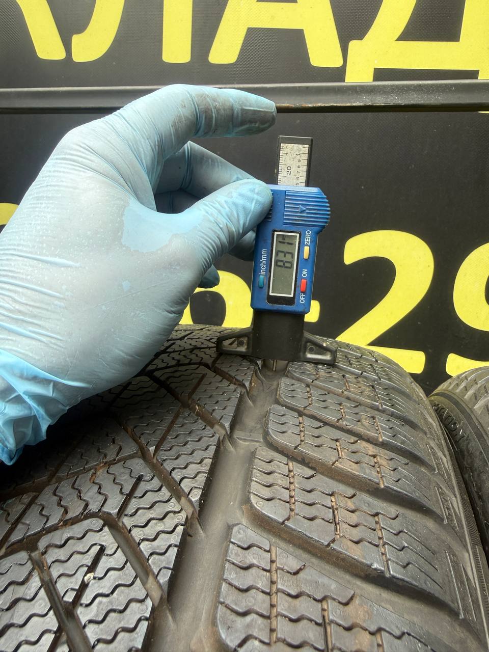 255/40 R20 Pirelli Winter SottoZero 3