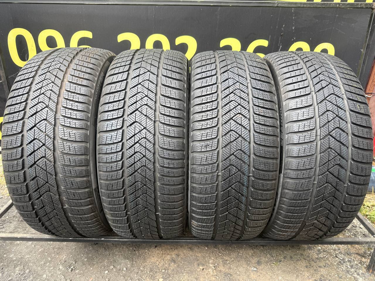 255/40 R20 Pirelli Winter SottoZero 3