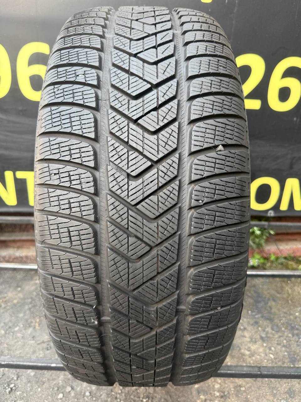 265/50 R20 Pirelli Scorpion Winter