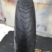 120/70 R17 Michelin Road 5