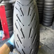 160/60 R17 Michelin Road 5