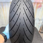 190/55 R17 Metzeler Roadtec 01