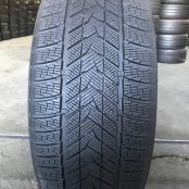245/40 R19 Grenlander Icehawke II