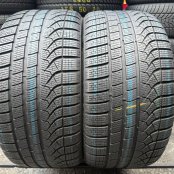 275/35 R20 Pirelli P Zero Winter