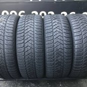 235/60 R18 Pirelli Scorpion Winter